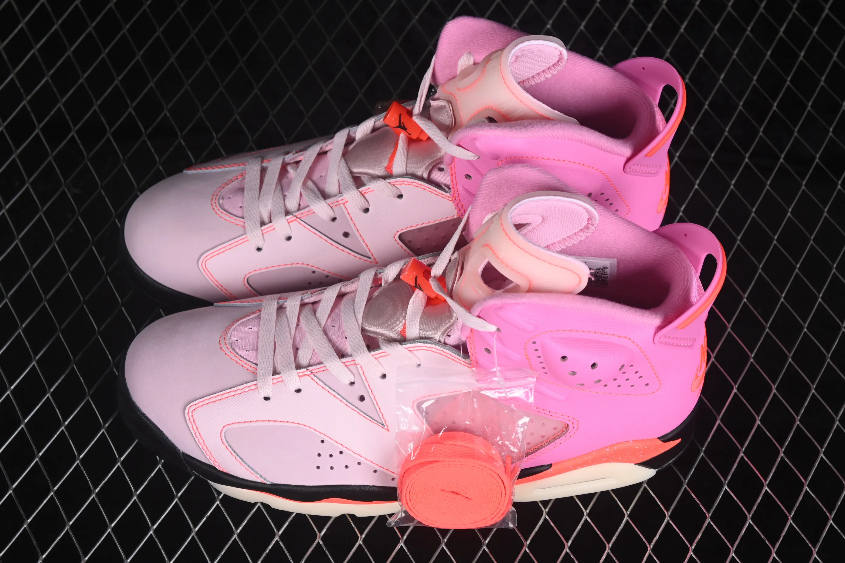 All categories Air Jordan Jordan series basketball shoes Air Jordan 6 Awake NY x Air Jordan 6 "Playful Pink" AJ6 Joe 6 playful pink IQ5706-600